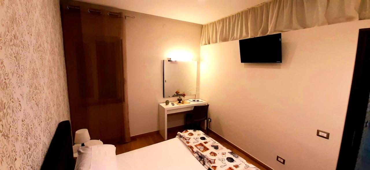 Castello Apartment Deluxe Шакка Экстерьер фото